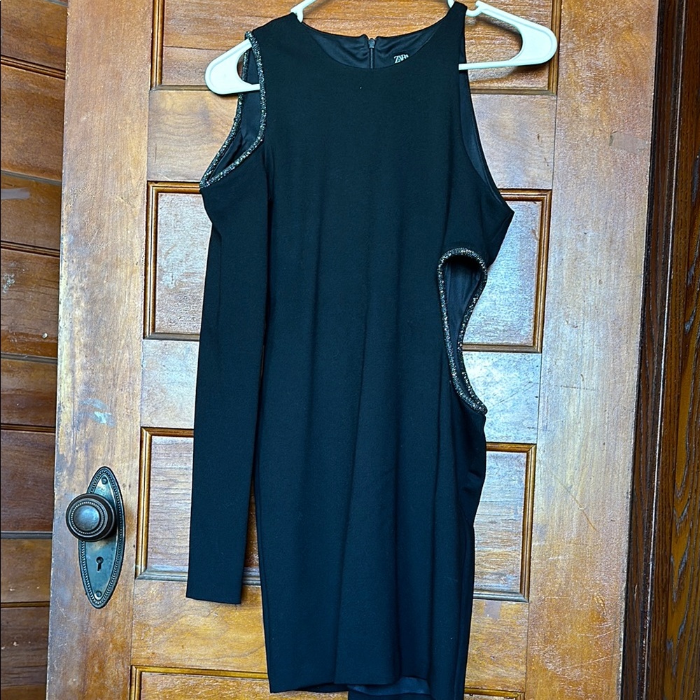 NWT Zara Fitted Elegant Black Dress with Rhinestone Cutout Design